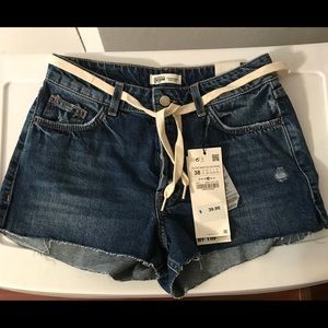 New original Zara short mid rise